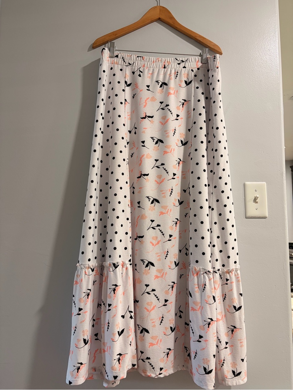 White Floral & Black Polka Dot Tiered Maxi Skirt